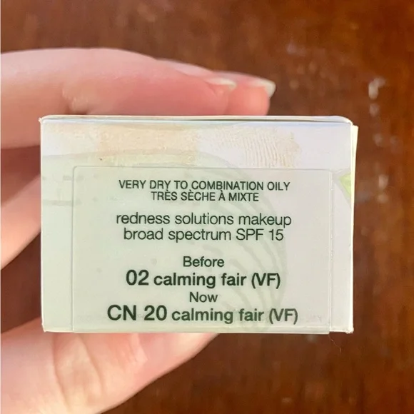 Clinique Redness Solutions Makeup - Broad Spectrum SPF 15 - Picture 2 of 8